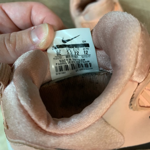 Nike Toddler Girls Pink Air Max - Picture 3 of 4